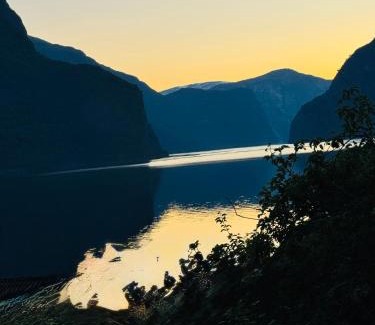 Aurland House | Nyrestaurert hus fra 1700-tallet