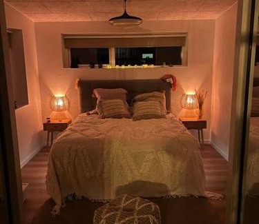 Norresundby House | New Jungle Vibe House: Guest Rated 10/10 & Pet Friendly