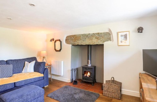 Harlech House | Experience Nyth Bran: 4-Star Ocean View & Pet Friendly