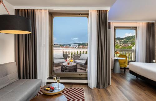 Bilbao Old Town Hotel | Explore NYX Hotel Bilbao: Pet-Friendly & Guest Approved 8.5
