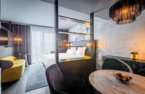 Hammerbrook Hotel | Discover NYX Hamburg: Highly Rated with Family-Friendly Amenities