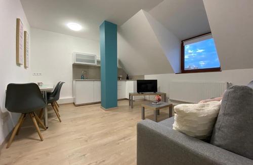 Fertoszentmiklos Apartment | Discover Oázis Apartmanház: Perfect for Families and Pets
