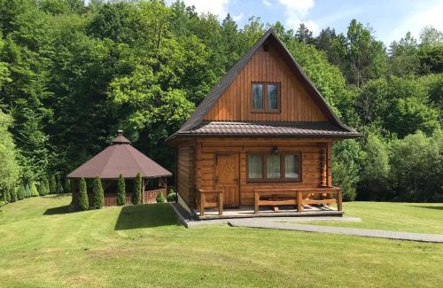 Gorzanka Resort | Inviting Stay at Ośrodek Niezapominajka with Pool & Hot Tub