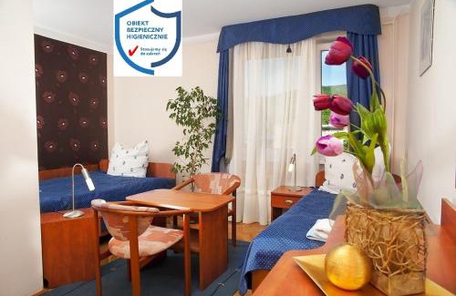 Ladek-Zdroj Resort | Relax at Ośrodek Wypoczynkowy Bankowy with Hot Tub & Kitchen