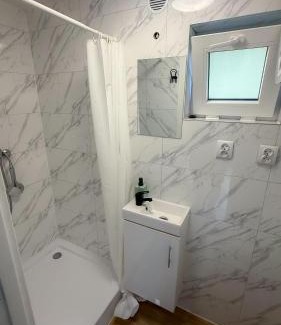 gmina Debowa Kłoda House | Ośrodek Wypoczynkowy Kropelka
