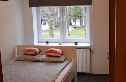 gmina Debowa Kłoda Resort | Relaxing Retreat at Ośrodek Wypoczynkowy KROPELKA