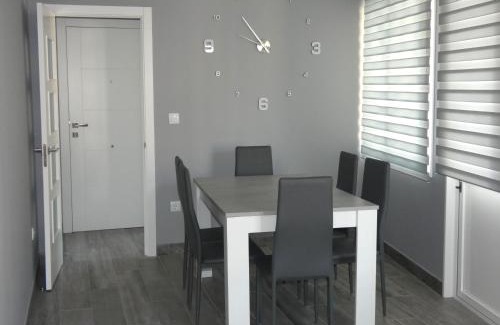 Pontedeume Apartment | Discover O Abeiro do Eume: Family-Friendly Retreat