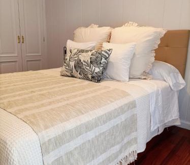 Caldas de Reis Apartment | Pet-Friendly Getaway at O Balcón do Río - Rated 9.2/10