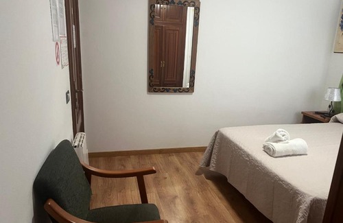 Palas de Rei House | Family-Friendly Getaway at O Castelo with Kitchen Access