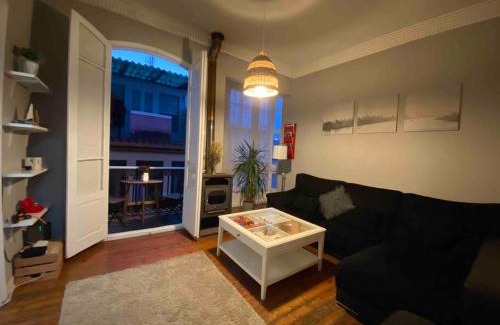 Pontedeume Apartment | Central O Cerrulo Apartment in Pontedeume with Family Benefits