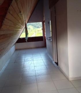 Olimpio Noronha Cabin | Budget-Friendly Stay at O CHALÉ with Breakfast & Kitchen