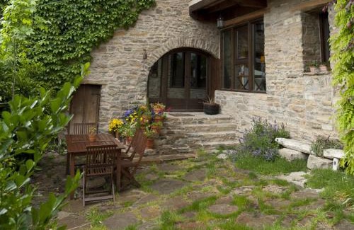 Charo House | O Chardinet d'a Formiga: Guest Rated 9.5 with Ocean Views