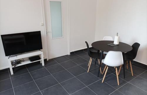 Salins-les-Bains Apartment | O'Couvent: Spacious 2-Bedroom Apartment with Great Reviews