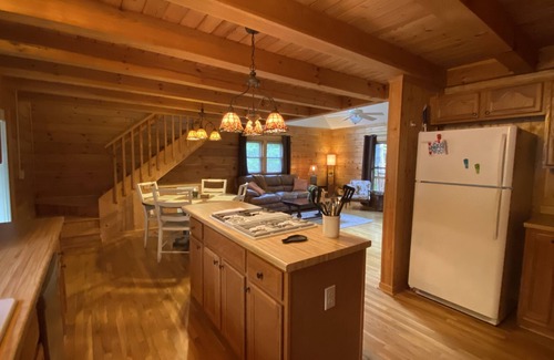 Laurel Lakes Cabin | Tranquil O'deer Cabin with Lake View & Spa Amenities