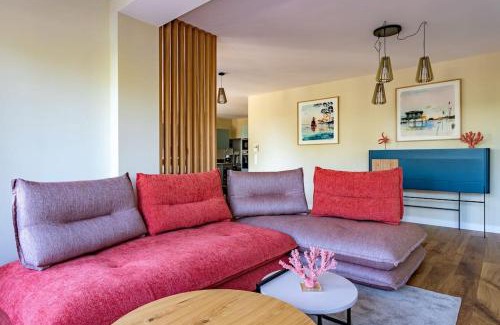 Pyla-sur-Mer Apartment | Elegant O'DUNE Pyla Plage: Sea View & Jacuzzi Retreat