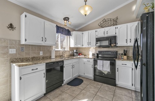 O'Fallon House | Discover Relaxation at O'Fallon Edge Oasis - Family Friendly Retreat