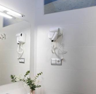 Padron Apartment | Child-Friendly Retreat at O LAR DE ROMARÍS I & II