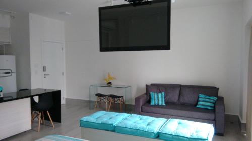 Pompeia Apartment | Ideal Getaway for Relaxation and Oceanfront Views