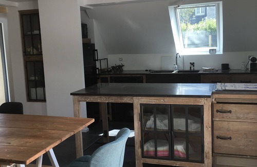 Penmarch House | Beach Hut Retreat: 10/10 Guest Rated Near Pors Carn