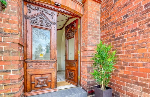Chapeltown House | * O.manor: for your most amazing relaxed stay + Free Parking & Fast WiFi *