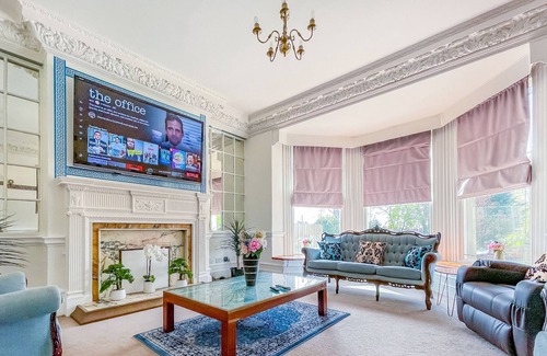 Chapeltown House | * O.manor: for your most amazing relaxed stay + Free Parking & Fast WiFi *