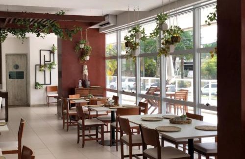 Riviera de Sao Lourenco Apartment | Discover Riviera São Lourenço: Beachside Resort with Spa & Pools