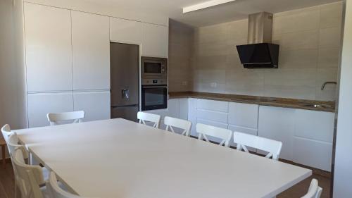 Meis House | Discover O Outeiro Da Tía Mucha: Family & Pet Friendly Retreat