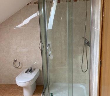 Allariz Apartment | Family-Friendly Retreat at O Pequeno Rincón - Rated 9.5/10