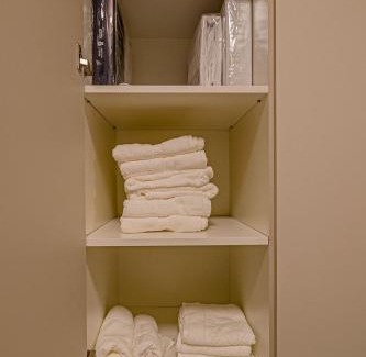 Anita Garibaldi Apartment | Joinville's Top Choice for Families with Pool and Kitchen