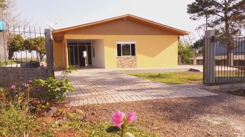 Palmeira das Missoes House | Pet-Friendly O Rancho: 4-Star Stay with Top Guest Ratings