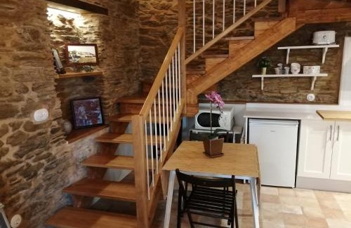 Fazouro House | Discover O Recuncho de Celia: Family-Friendly Retreat