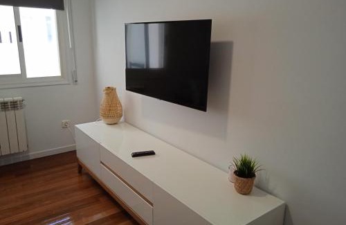 Sigueiro Apartment | Family-Friendly O Refuxio de Sigüeiro, 10 Min from Santiago