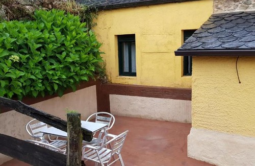 Freires House | Discover O Rincon de Ermo: Pet-Friendly & Family Ready