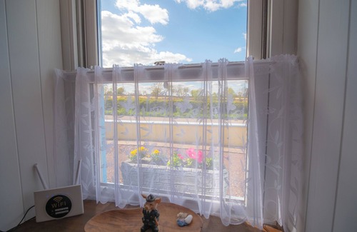 Ballyhale Cottage | O'Sullivan's cottage: with Pool Table, Darts. Golf Course nearby!