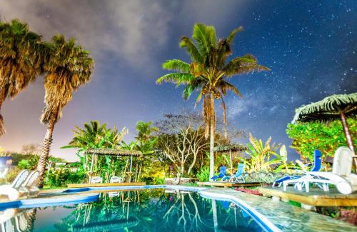 Hanga Roa Hotel | Oceanfront Escape at O'tai with Pool & Restaurant
