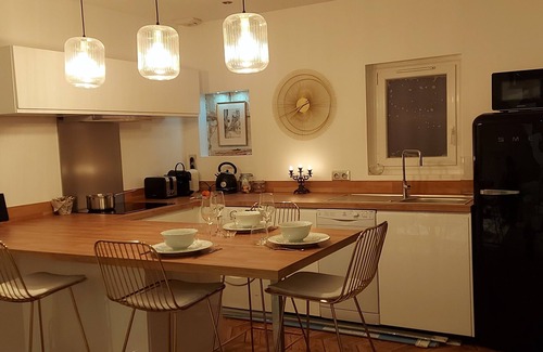 Tours House | Experience Comfort at O Tour's Angels "Rabelais" - 10/10 Rated