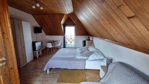 Zywiec House | Oceanfront Retreat at O.W. MEGA: Rated 9.3/10 by Guests