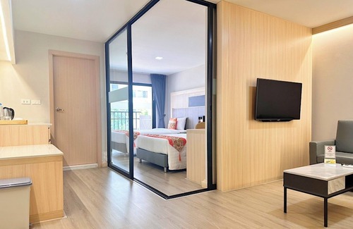 Bang Chalong Hotel | Relax at O2 Luxury Hotel with Pool, Spa & Family Amenities