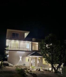 Sidhpur Villa | Serene Oak By The River - Pet and Child-Friendly Haven