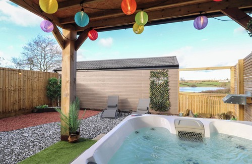 Swadlincote Cottage | Oak