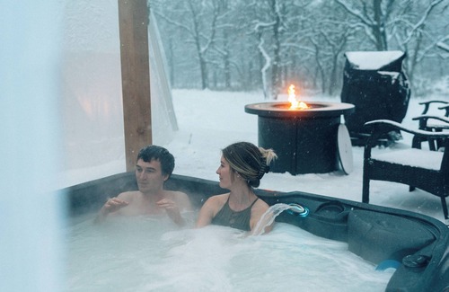 Minto RV Rental | Relax at Oak Haven Oasis with Hot Tub and Family Fun
