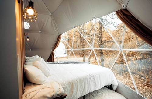 Minto Resort | Experience Oak Haven Oasis: Dome 3 with Spa & Hot Tub