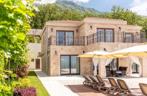 Budva Municipality Villa | Experience Oak Leaf Residences: 5-Star Oceanfront Escape