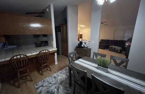 Visalia House | Discover Oak West Home: Family-Friendly with Spa & Hot Tub