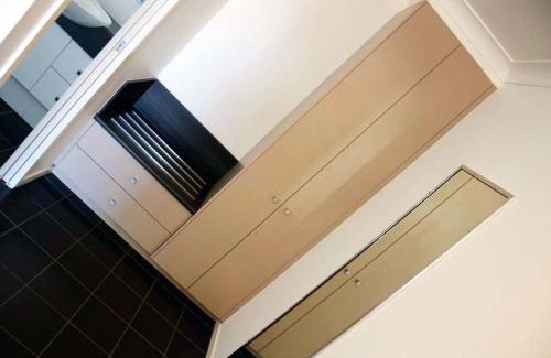 Oakey Hotel | Oakey Motor Inn: Family-Friendly Stay with High Guest Ratings