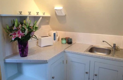 Hoptonheath Apartment | Ocean View Oakheath Studio Apartment - Guest Rated 10/10