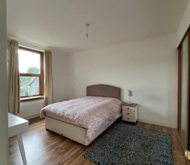 Liverton House | Oaklands