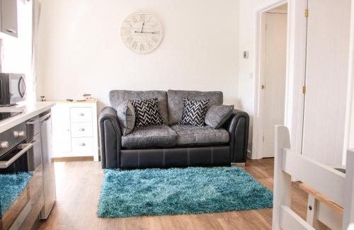 Four Crosses House | Experience Comfort at Oakleigh - Guest Rated 9.2/10