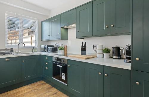 Southwell House | Experience Oakmere Farmhouse: Guest Rated 10/10 with Dining