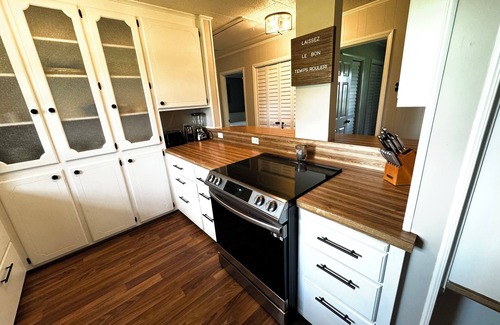 Kraemer House | Oaks & Acreage: Family-Friendly Retreat on 8.5 Acres
